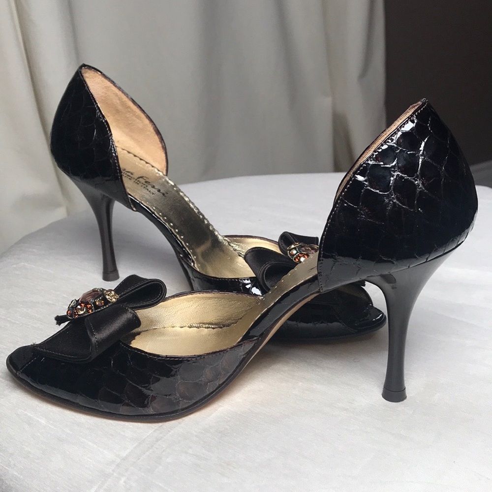 Laura Ferri heels sz 7.5